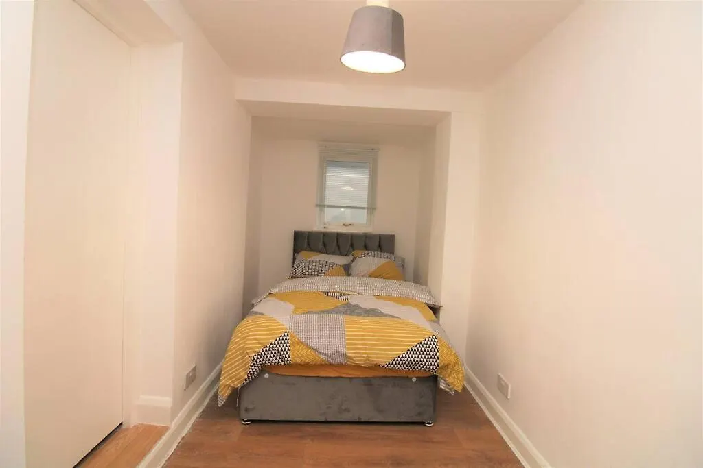 شقة Ideal 2 Bed Flat Close To City لندن