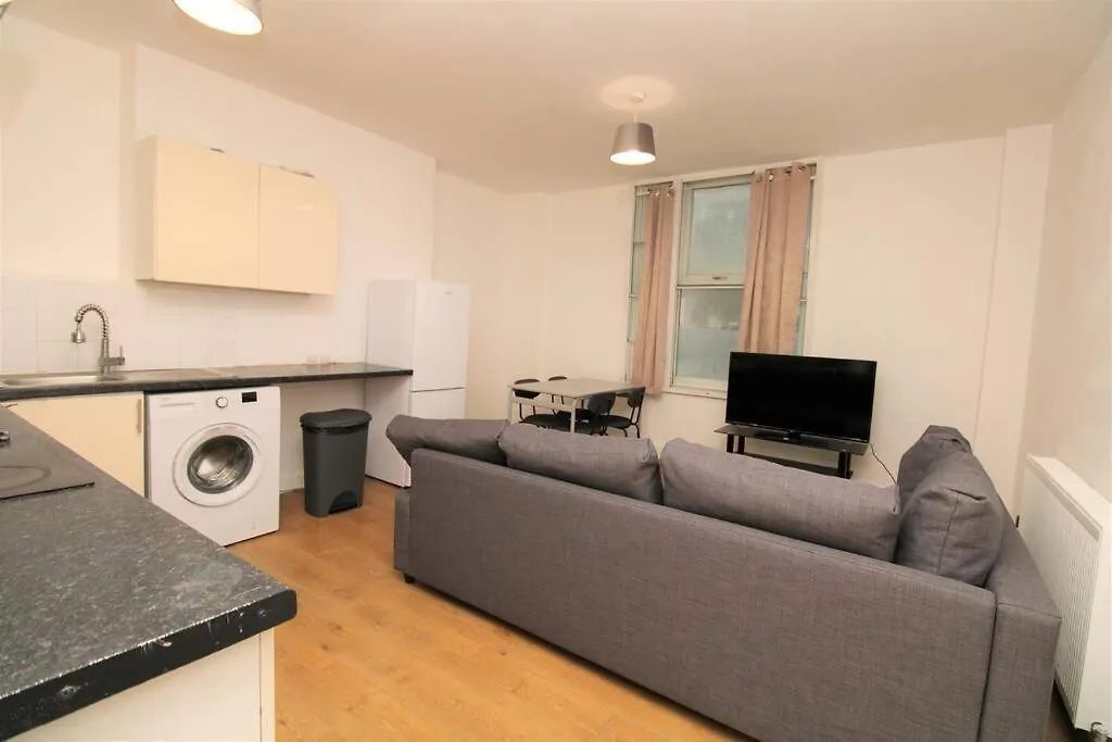 شقة Ideal 2 Bed Flat Close To City لندن